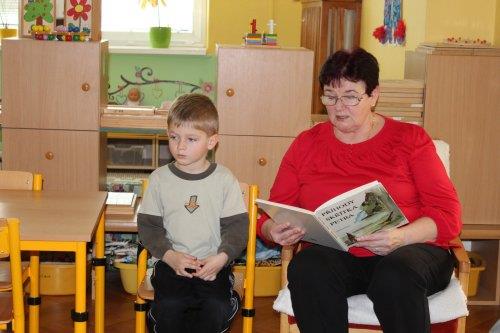 Pohádkové čtení v MŠ s babičkami 24  