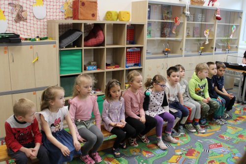 Návštěva dětí ze třídy zelených jablíček v prvních třídách ZŠ Františka Horenského Boršice 3  