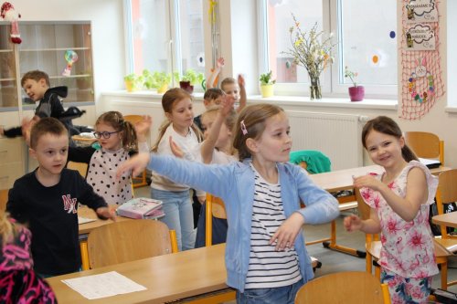 Návštěva dětí ze třídy zelených jablíček v prvních třídách ZŠ Františka Horenského Boršice 13  
