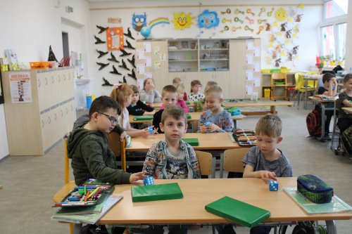 Návštěva dětí ze třídy zelených jablíček v prvních třídách ZŠ Františka Horenského Boršice 21  