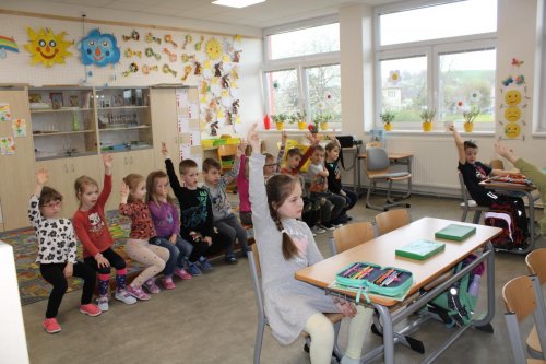 Návštěva dětí ze třídy zelených jablíček v prvních třídách ZŠ Františka Horenského Boršice 8  