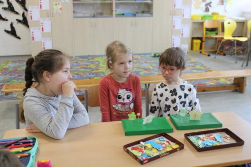 Návštěva dětí ze třídy zelených jablíček v prvních třídách ZŠ Františka Horenského Boršice 11  