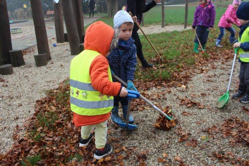 Zamykání zahrady se skřítkem Podzimníčkem 3  