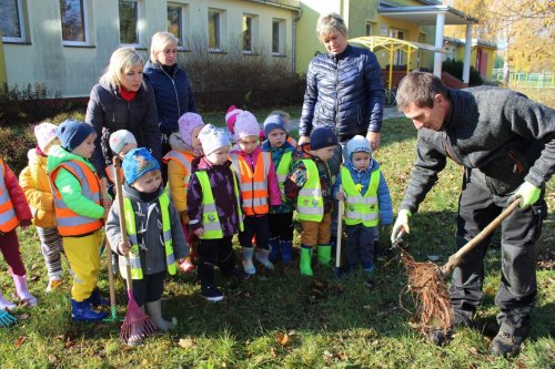 Zamykání zahrady se skřítkem Podzimníčkem. 3  