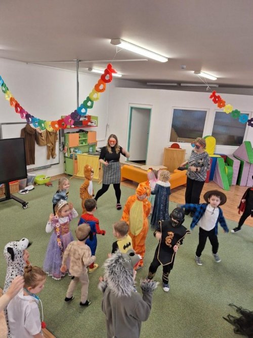 KARNEVALOVÝ TÝDEN 28  