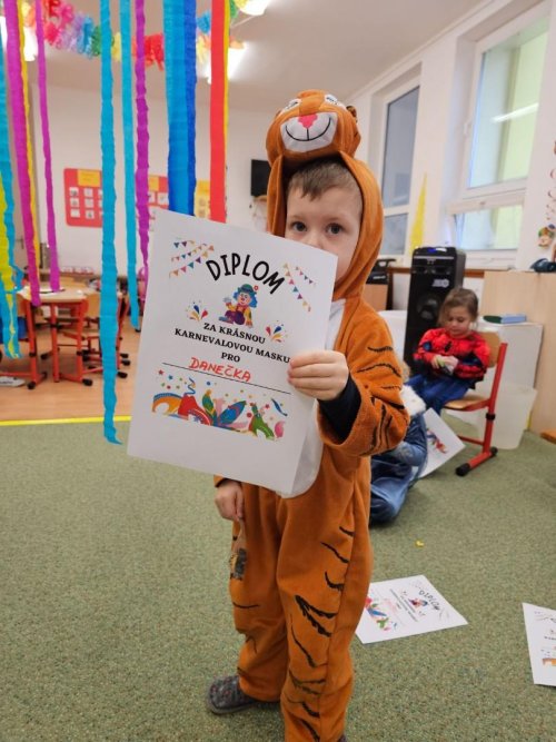 KARNEVALOVÝ TÝDEN 8  