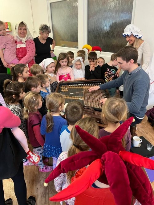 FAŠANK VE ŠKOLCE 10  