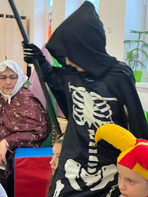 FAŠANK VE ŠKOLCE 12  