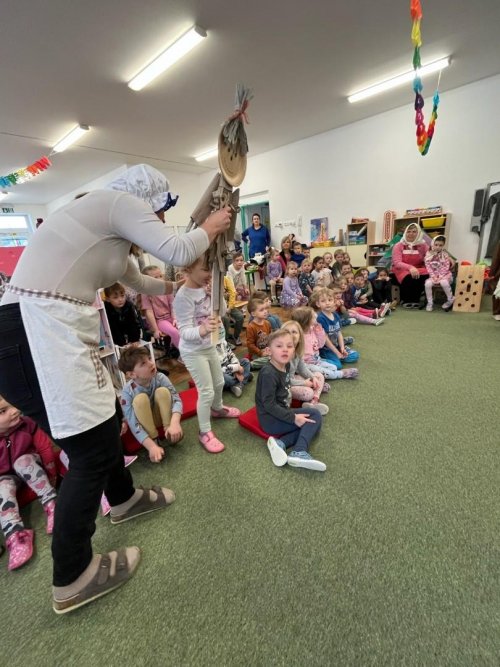 FAŠANK VE ŠKOLCE 13  