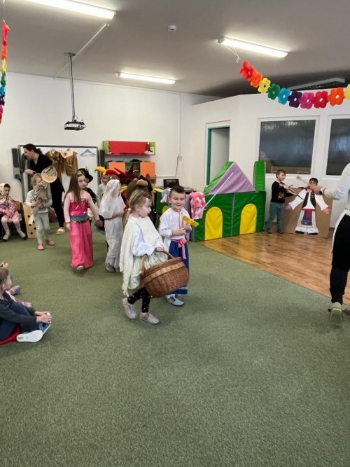 FAŠANK VE ŠKOLCE 24  