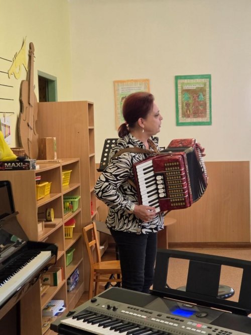 KONCERT ŽÁKŮ A UČITELŮ ZUŠ BORŠICE V MATEŘSKÉ ŠKOLE 16  