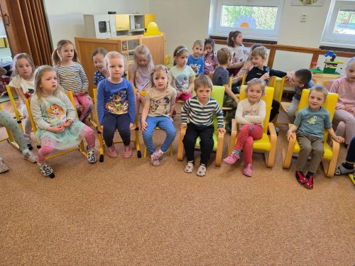 KONCERT ŽÁKŮ A UČITELŮ ZUŠ BORŠICE V MATEŘSKÉ ŠKOLE 5  