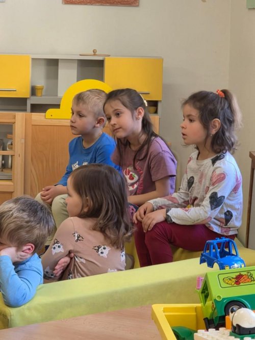 KONCERT ŽÁKŮ A UČITELŮ ZUŠ BORŠICE V MATEŘSKÉ ŠKOLE 2  