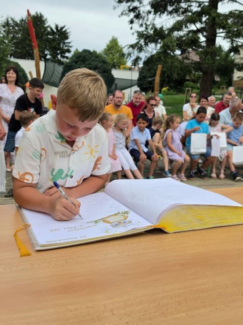 ROZLOUČENÍ S PŘEDŠKOLÁKY 20  